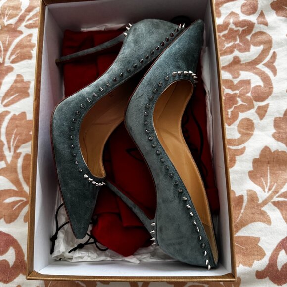 EUC Christian Louboutin Everest Silver Anjalina Spike Heels - Picture 4 of 13